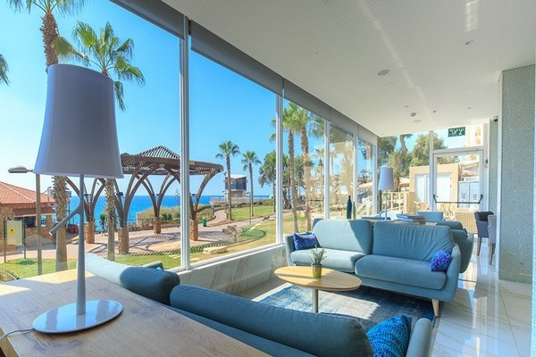 היתרונות המלון