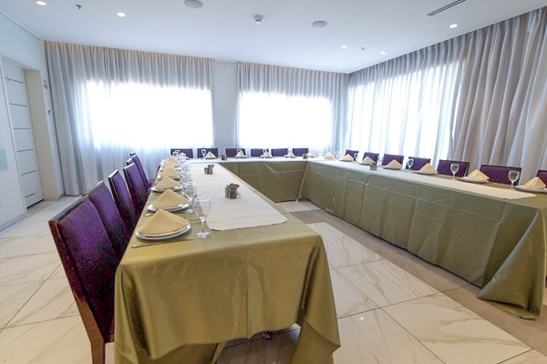 אולם כנסים ואירועים  - רזידנס נתניה